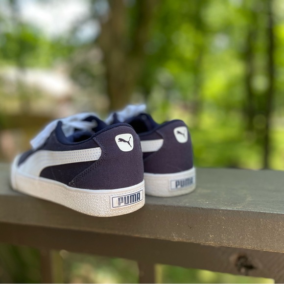 PUMA SHOES BLUE/WHITE SIZE 9 men’s SIZE 10.5 wemons - Picture 4 of 5